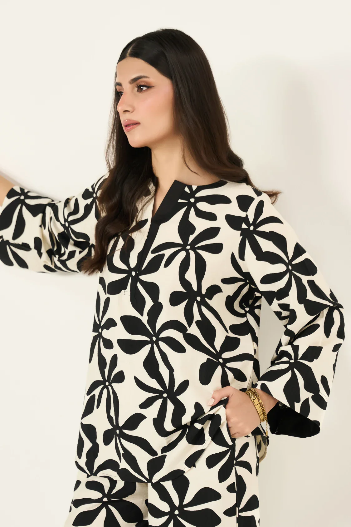 Flora Co-Ord Set - Black & Cream - Image 4