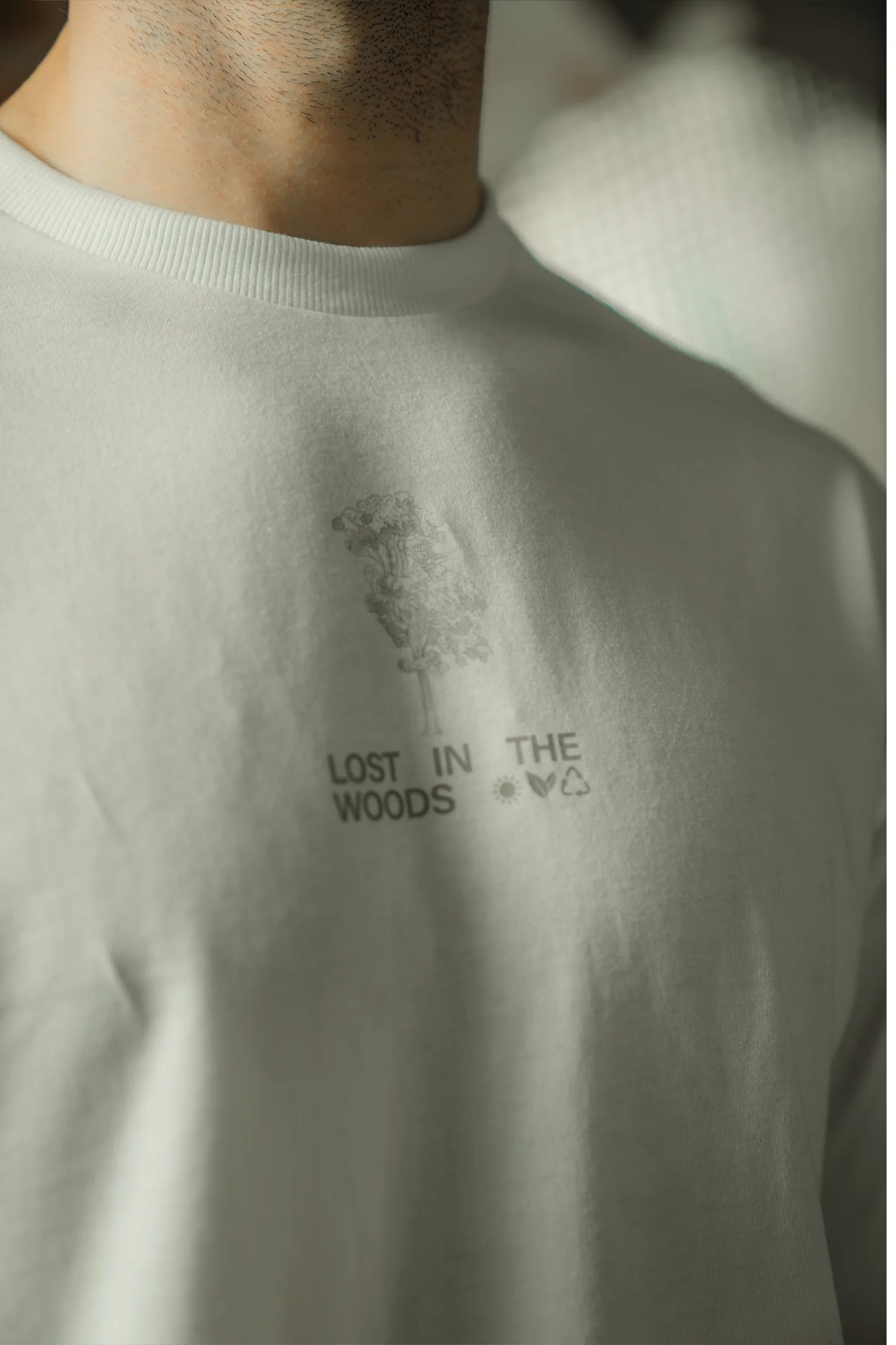 Crew Neck Graphic T-Shirt – White - Image 4