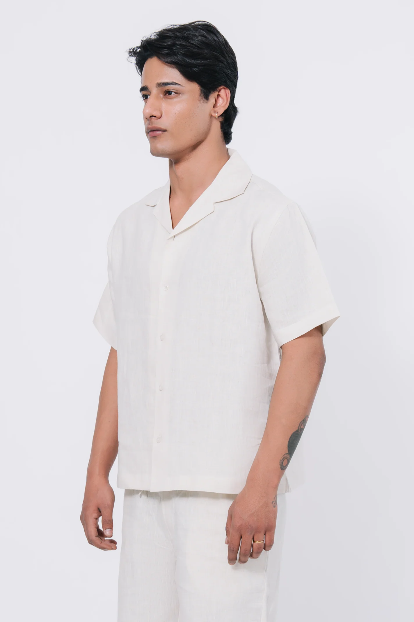 Cuban Collar Boxy Fit Shirt – White - Image 4