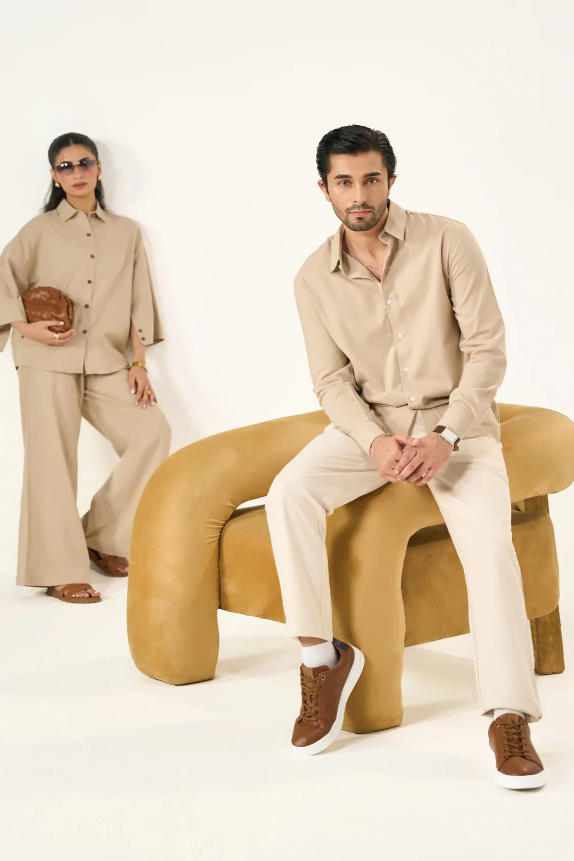 Relaxed Linen Shirt - Sandy Beige - Image 7