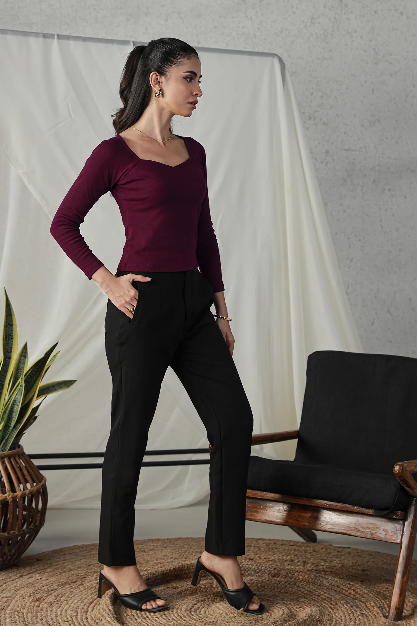 Sweet Heart Neck Top - Burgundy - Image 3